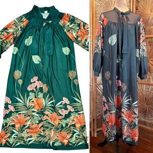 RARE Retro Exclusive of Ornamentation Tiger Lily Green Maxi House Dress Large